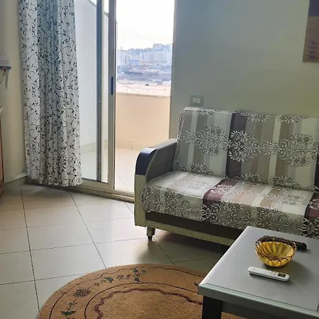 Armando's Front On The Sea Апартаменты *