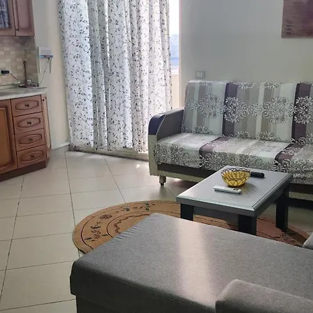 Apartment Armando's Front On The Sea Durres