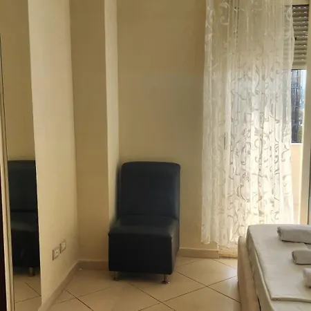 Armando's Front On The Sea Durrës