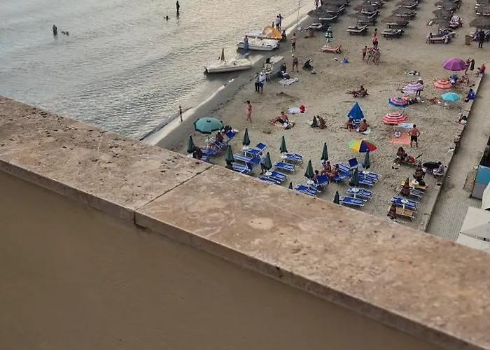 Armando's Front On The Sea