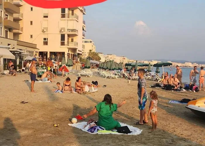 Armando's Front On The Sea Appartement Durrës